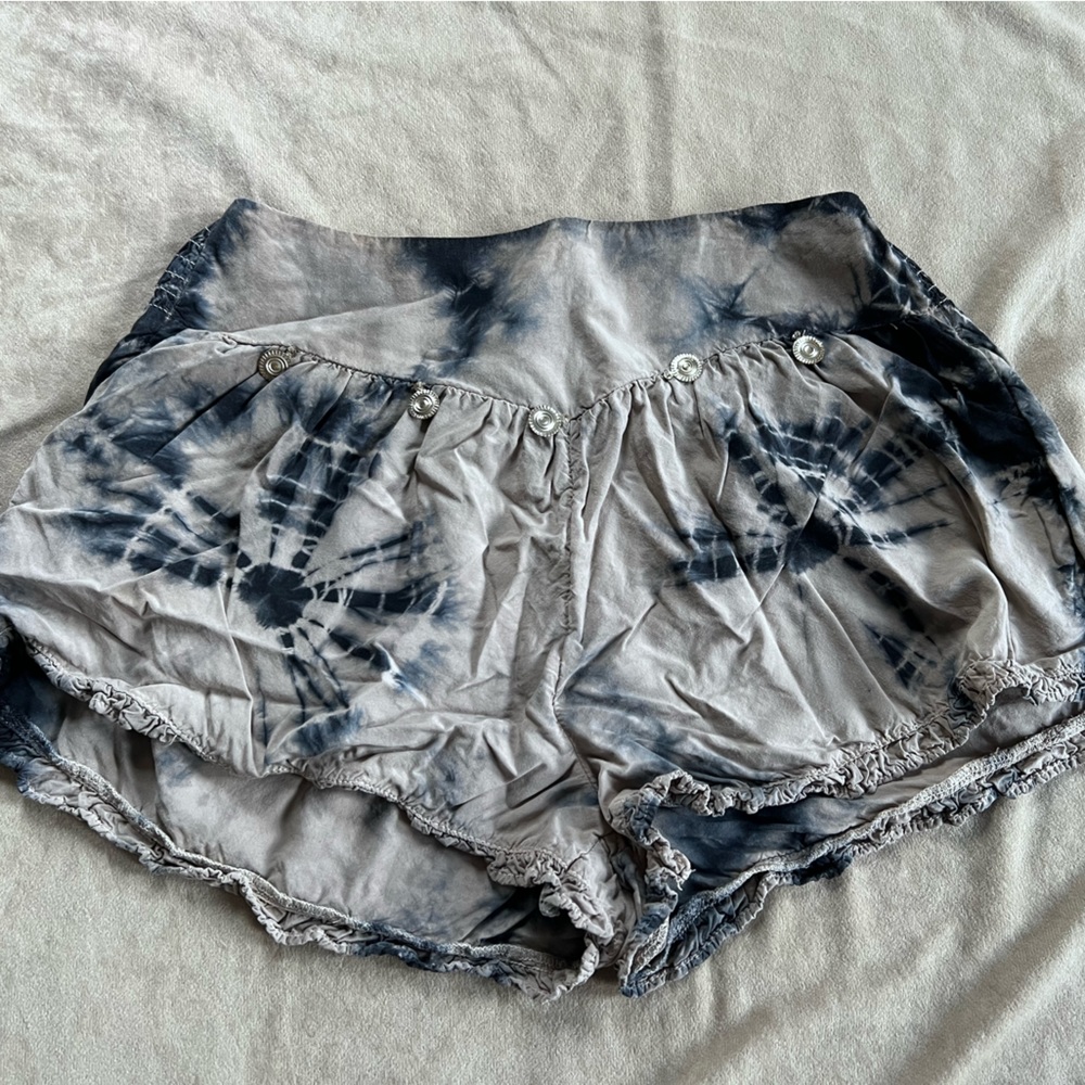 American Eagle shorts, size XXS.